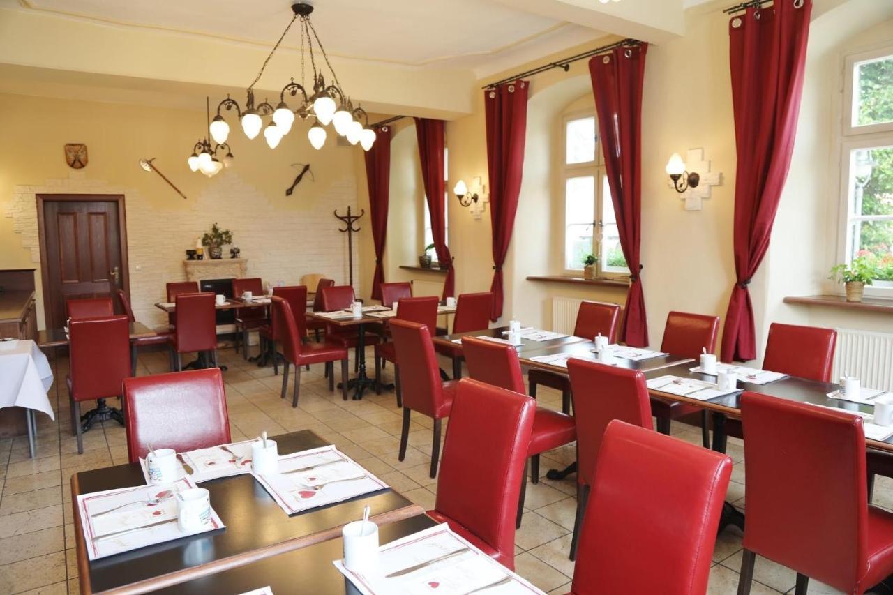 Hotel Goldener Adler Garni Hallstadt Εξωτερικό φωτογραφία